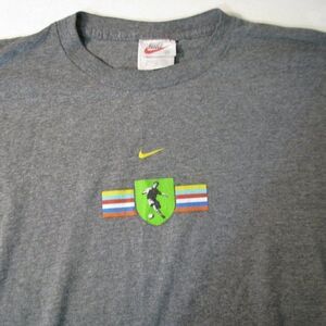 Vintage Nike Center Swoosh Soccer Football Graphic T-Shirt